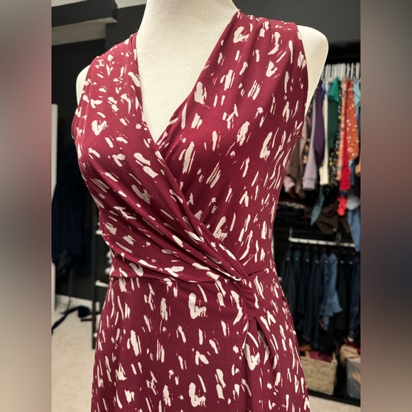 Red and cream sleeveless faux wrap dress; size medium petite - Picture 2 of 4